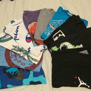 Lot boys L tees